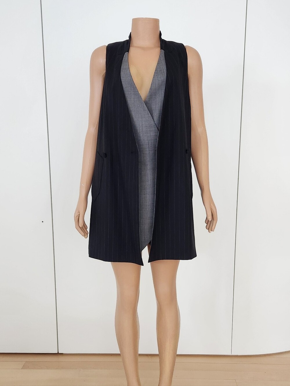 Sleeveless Pinstripe Long Vest - Black